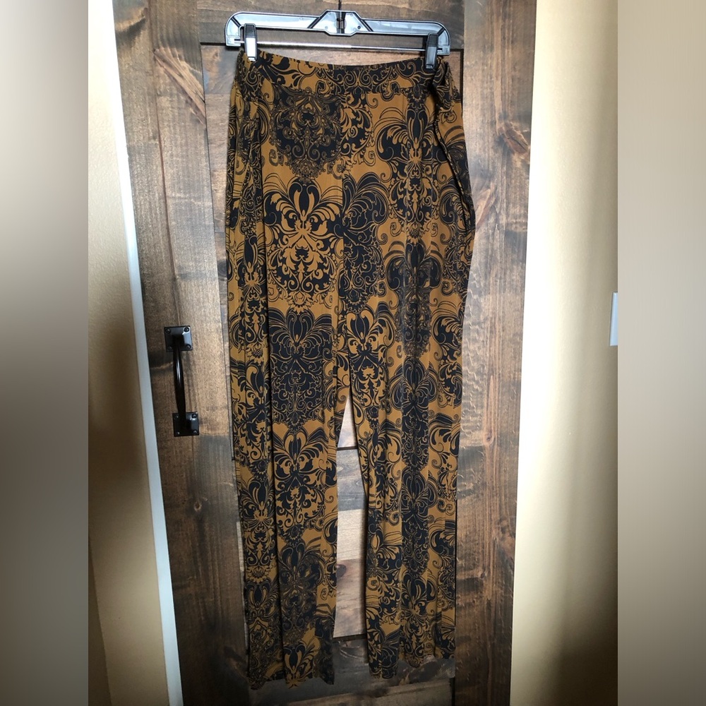 "Liquid knit" wide leg pant by Susan Graver